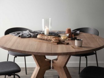MONOGRAM WOOD - Rundt plankebord / Udelt bordplade / Træunderstel