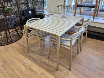 TILBUD - Cane-line Bliss havebord + 4 stole (udstillingssæt)