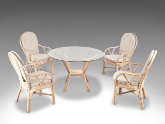 FREJA COMPACT spisebordsæt | 4 stk. spisestole + Rundt bord Ø110 cm